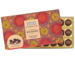 Sweetas954 Patons Milk Chocolate Macadamia Nuts