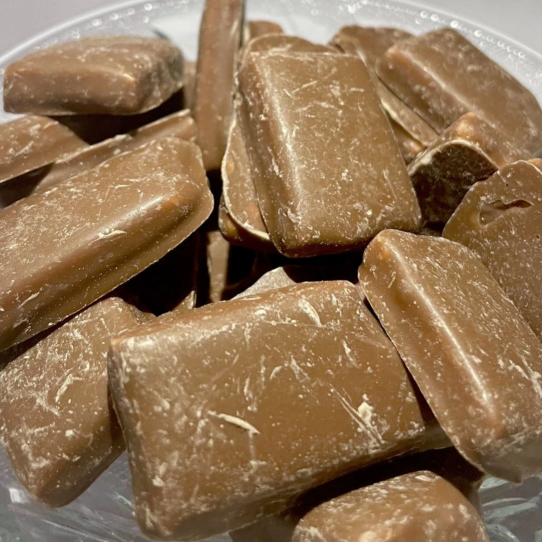 Sweetas954 Lots More Bite Size White Knights - 200g 1 Sweetas954 Lots More Bite Size White Knights - 200g