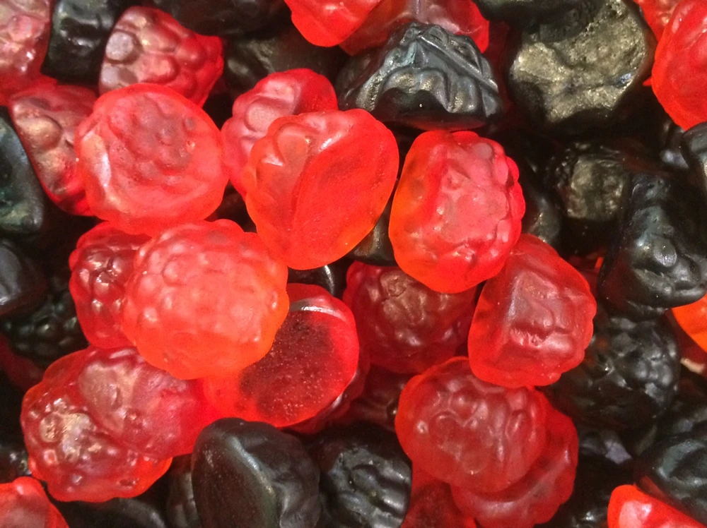 Sweetas954 Raspberries & Blackberries 1 Sweetas954 Raspberries & Blackberries